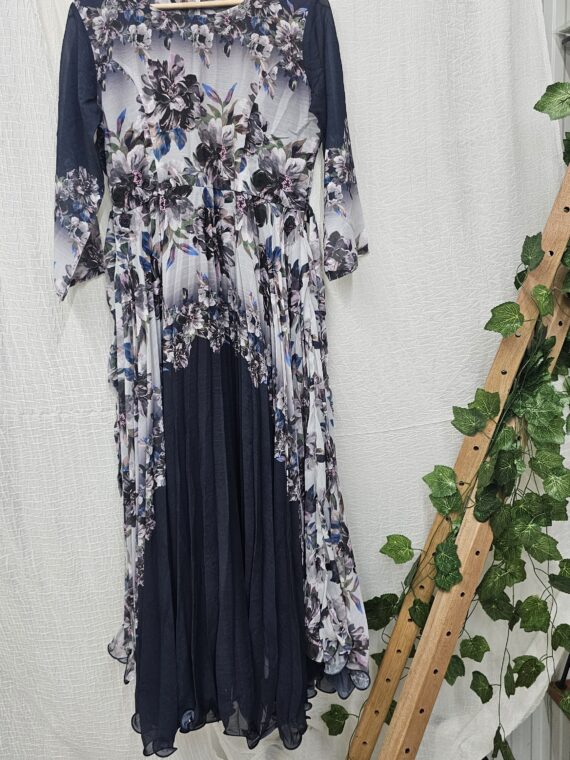gown