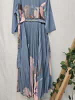 gown