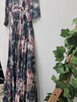 gown